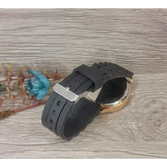 Unisex Bracelet Watch Black Gold Tone Soft Flexible Silicone Band Wristwatch - Picture 13 of 14